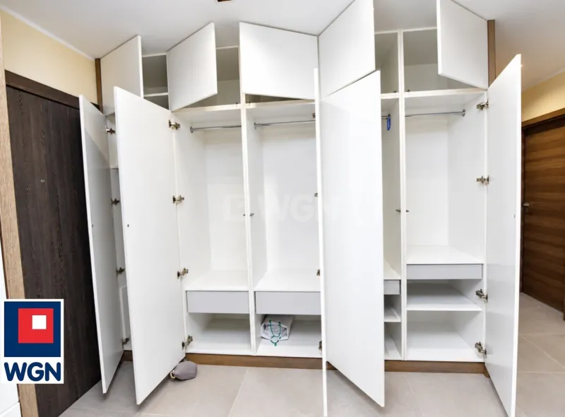 Mieszkanie na  wynajem Inowrocław - Solankowa Aleja - 3 Pokojowy Apartament blisko 70m2 w bloku z Windą,  - Miejscem w Hali garażowej i komórką lokatorską w Najlepszej Lokalizacji Inowrocławia 150 metrów od Parku Solankowego